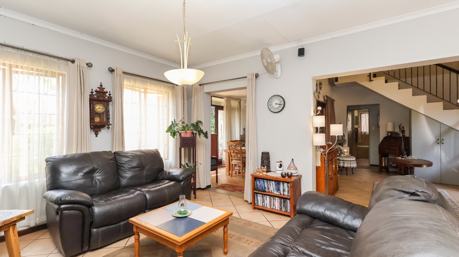 3 Bedroom Property for Sale in The Coves North West